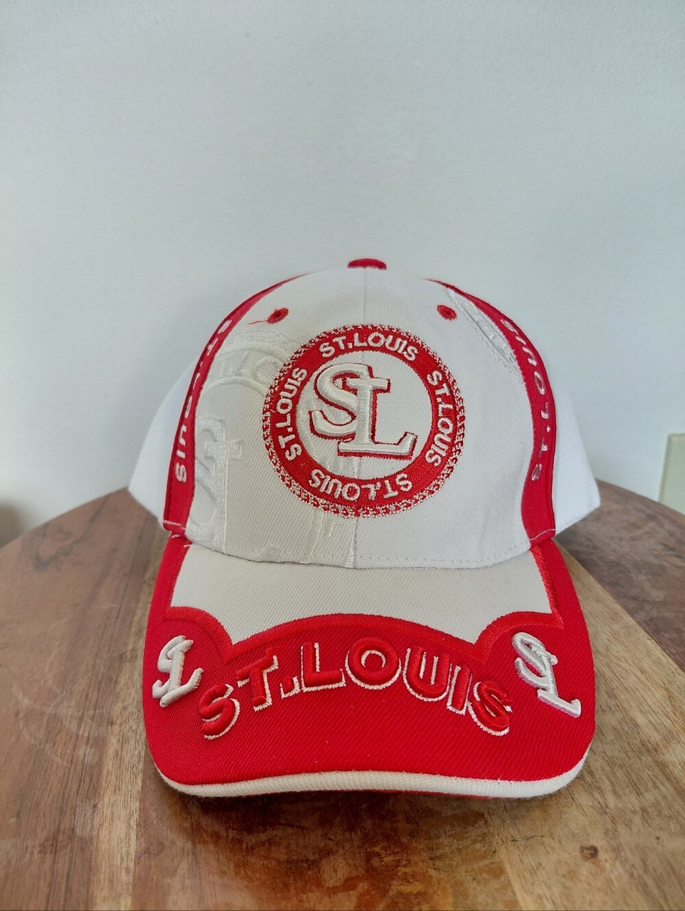 City Hunter St Louis Red & White Hat OS